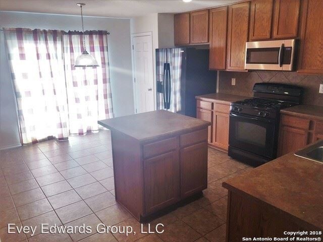 Building Photo - 4 br, 3.5 bath House - 523 Red Quill Nest