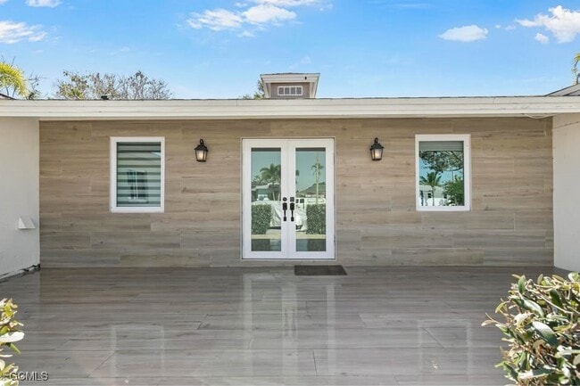 Building Photo - 1225 Fruitland Ave
