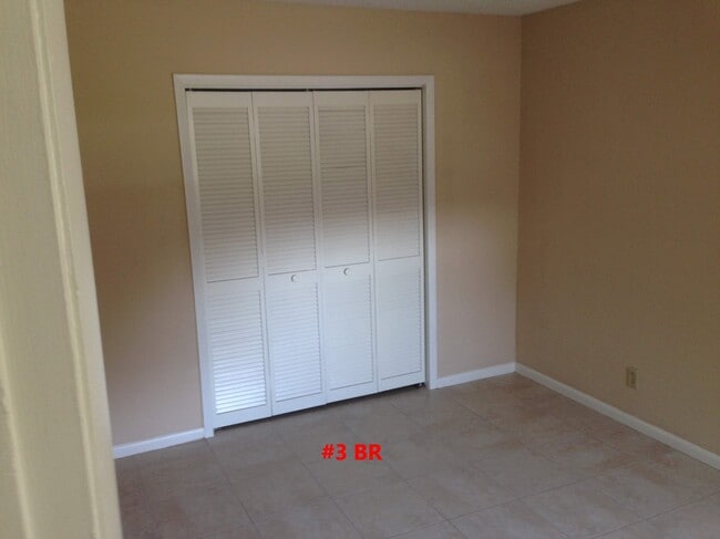 Foto del edificio - 1257 London Ave