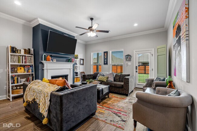 Building Photo - Gorgeous 2021-Build For Rent