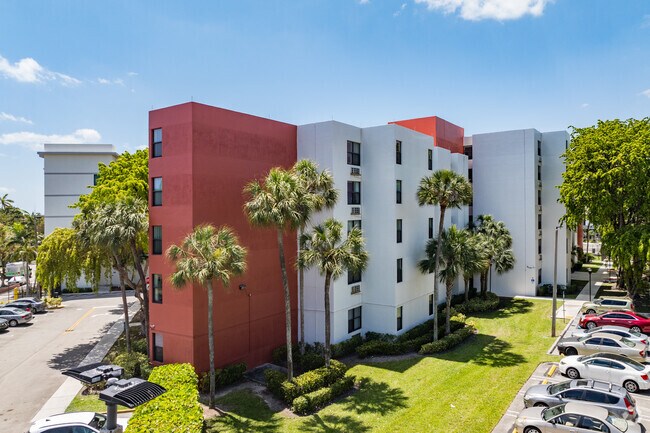 Building Photo - Gibson Plaza