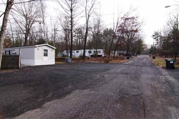 Building Photo - 130 Timberwall Rd
