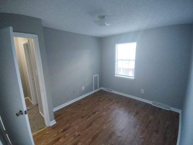 Building Photo - 36 Duiguid Dr