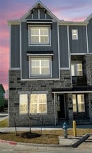 Building Photo - 801 Concan Dr