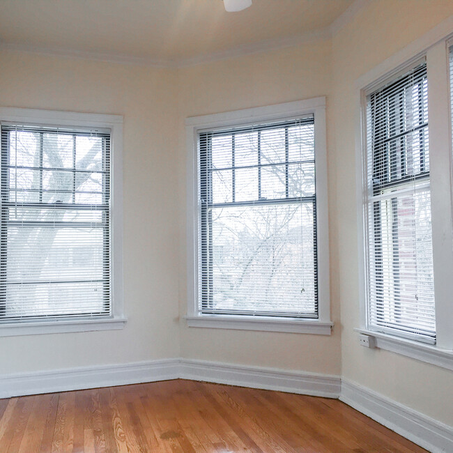 Building Photo - 1615 Ridge Ave