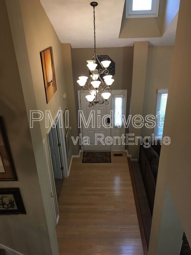 Building Photo - 7569 Cherryhill Dr