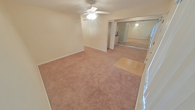Building Photo - "Cozy 1-Bedroom Condo Retreat in Harrison ...
