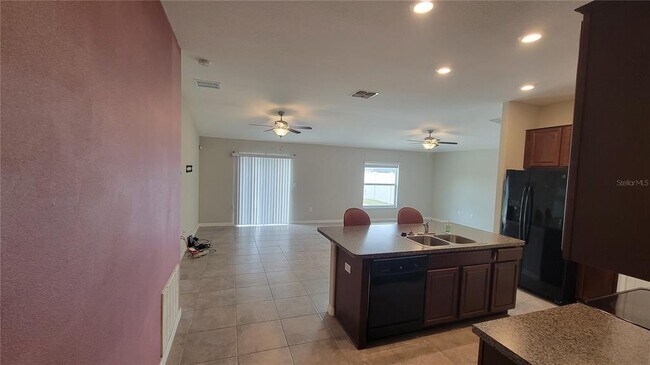 Building Photo - 2034 Broad Winged Hawk Dr