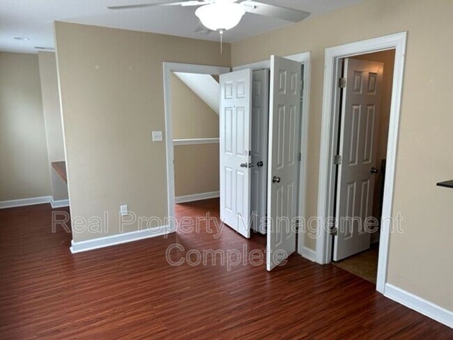 Foto del edificio - 5001 Killam Ave