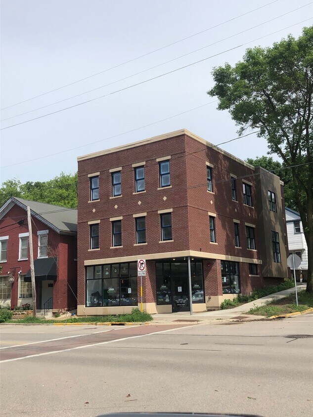 403 S Livingston St Unit 201, Madison, WI 53703 Apartments in Madison