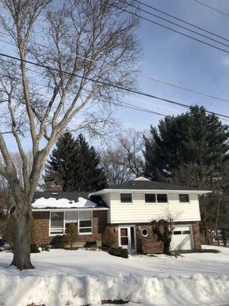 Foto principal - 3 bedroom in Endicott NY 13760