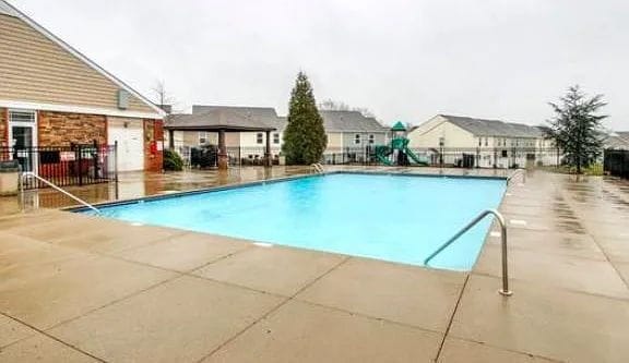 Building Photo - Corner Lot Townhome on Cul-de-sac