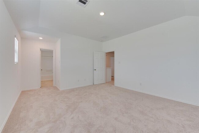 Building Photo - 11020 N Lake Mist Ln