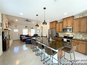 Building Photo - 1910 Fuller Dr