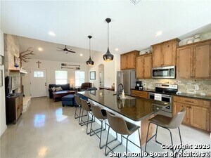 Foto del edificio - 1910 Fuller Dr