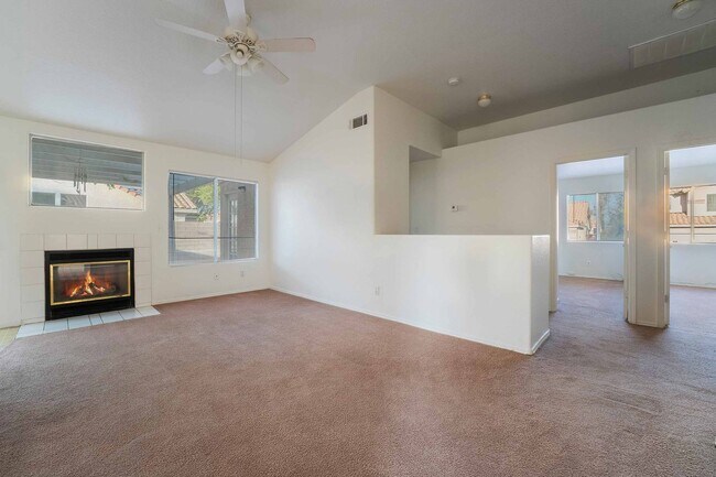 Foto del edificio - Charming Henderson Home with Spacious Living!