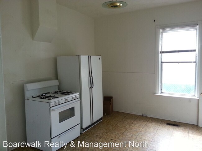 Foto del edificio - 2 br, 1 bath House - 686 30th St