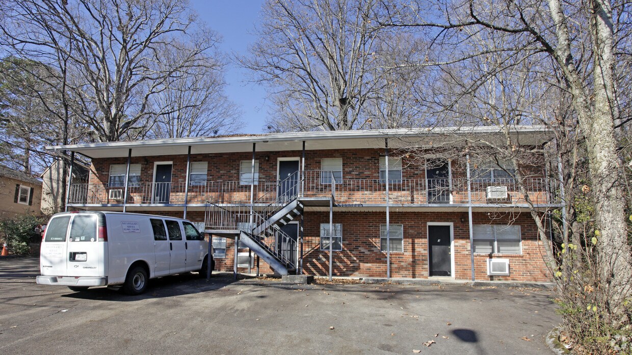 Building Photo - 3407 Garden Dr