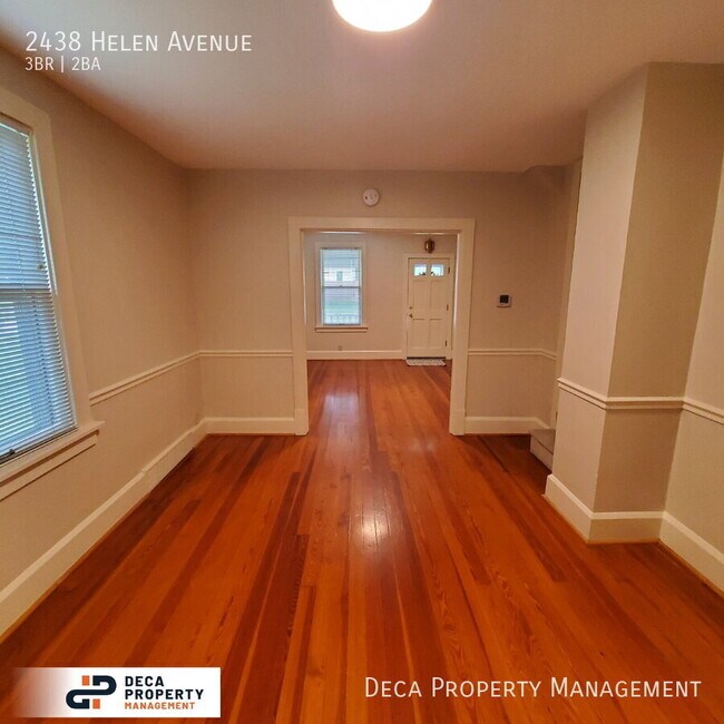 Foto del edificio - 2438 Helen Ave