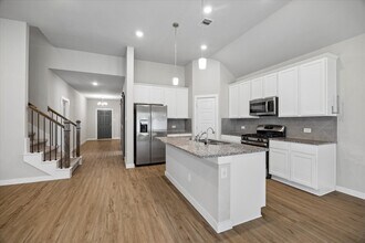 Building Photo - 21759 Thicket Point Ln