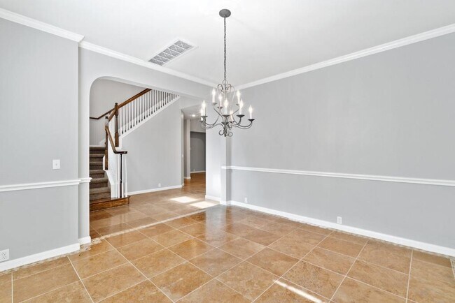 Foto del edificio - 10724 Thoroughbred Dr