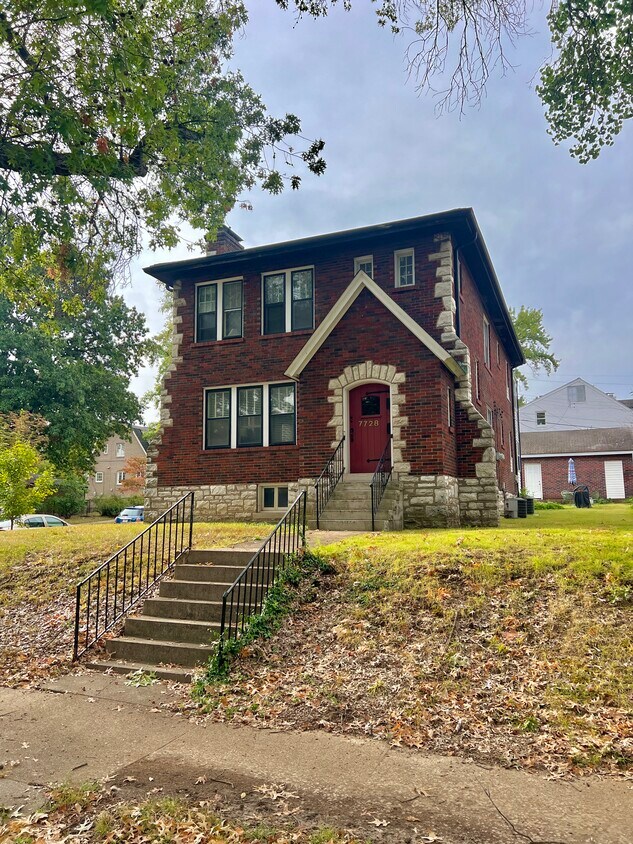 Foto principal - 7728 Delmar Blvd