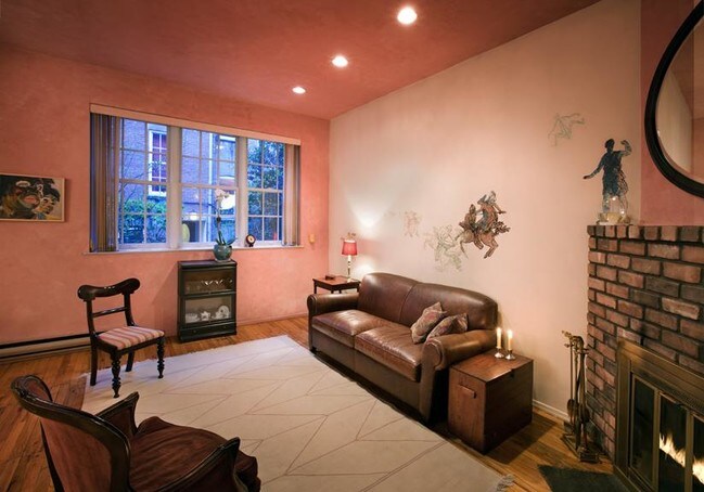 Foto del edificio - 329 West 21st Street