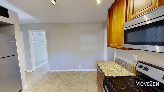 Foto del edificio - 6017 Whittier Dr