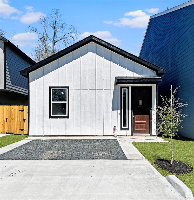 Foto principal - 1076 Dewalt St