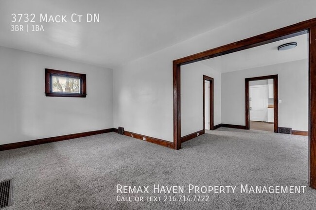 Building Photo - 3732 Mack DN, Cleveland -  Stunning 3 bed ...
