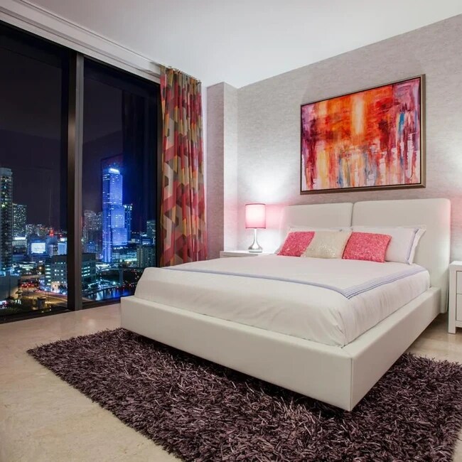 Foto del edificio - 801 Brickell Ave