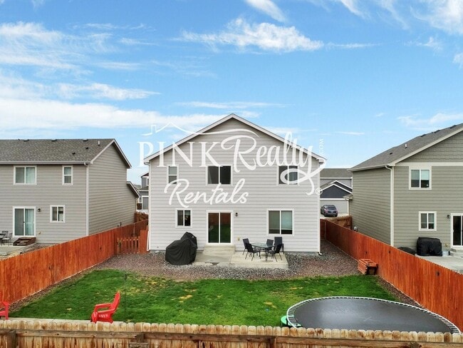 Building Photo - 10887 Pigeon Dr
