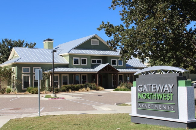 Building Photo - Gateway Northwest Apartments