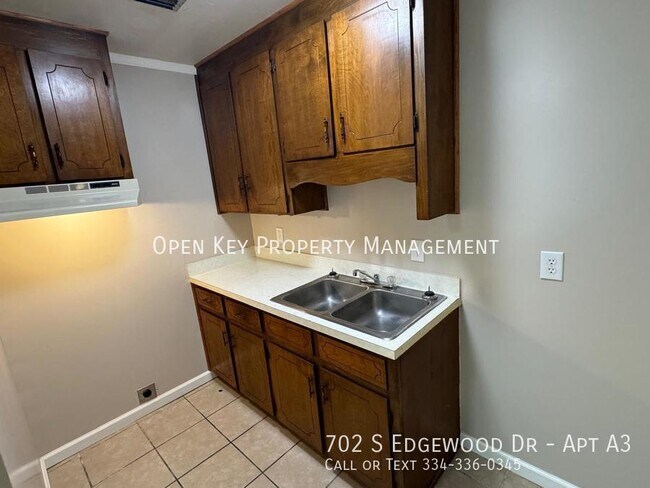 Foto del edificio - Cozy and Affordable 1/1 Duplex in Dothan A...