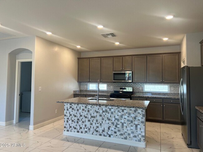 Building Photo - 11451 S Orion Dr