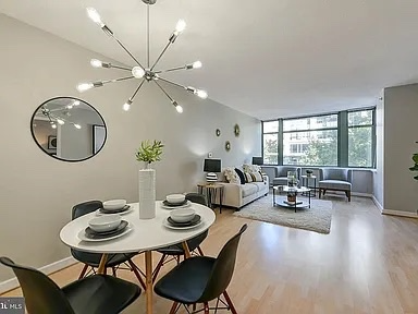 Foto del edificio - 1150 K St NW