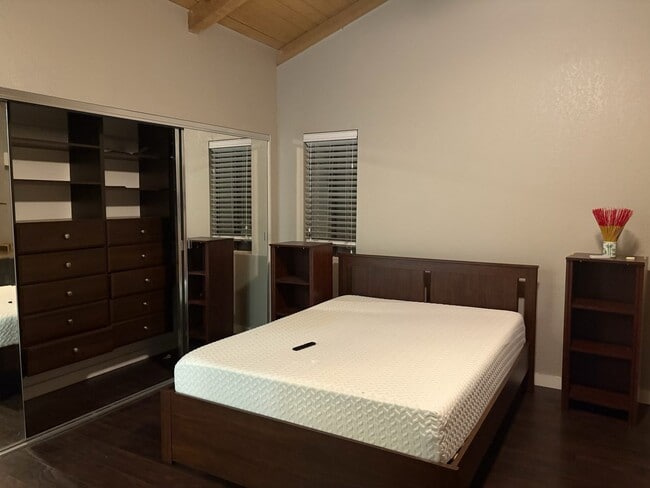 Photo - 21372 Brookhurst St Apartment