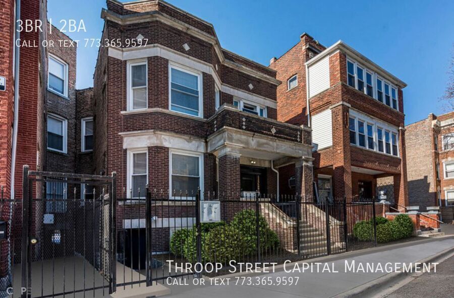 Primary Photo - 6148 S Vernon Ave