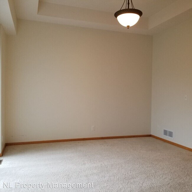 Building Photo - 3 br, 4 bath House - 15310 Ohio Street