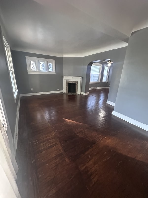 Building Photo - 3816 Archwood Ave