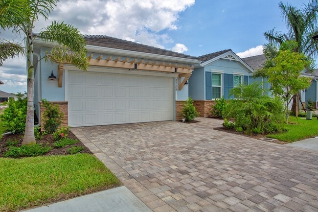 Building Photo - **NEW CONSTRUCTION**SEASONS TIDE**SEASONAL...