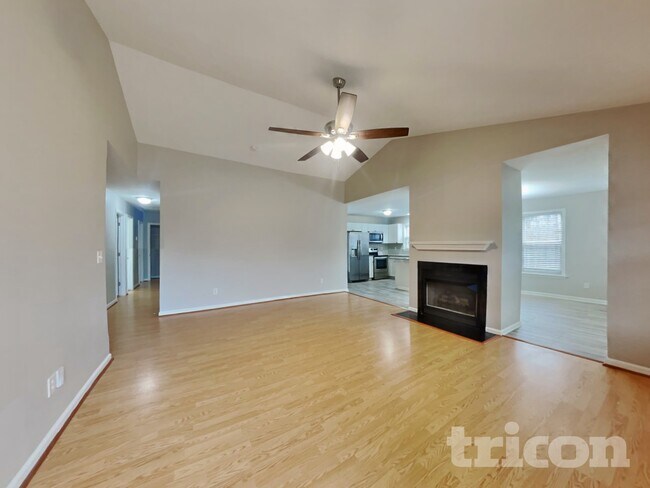 Foto del edificio - 105 Haven Grove Trail