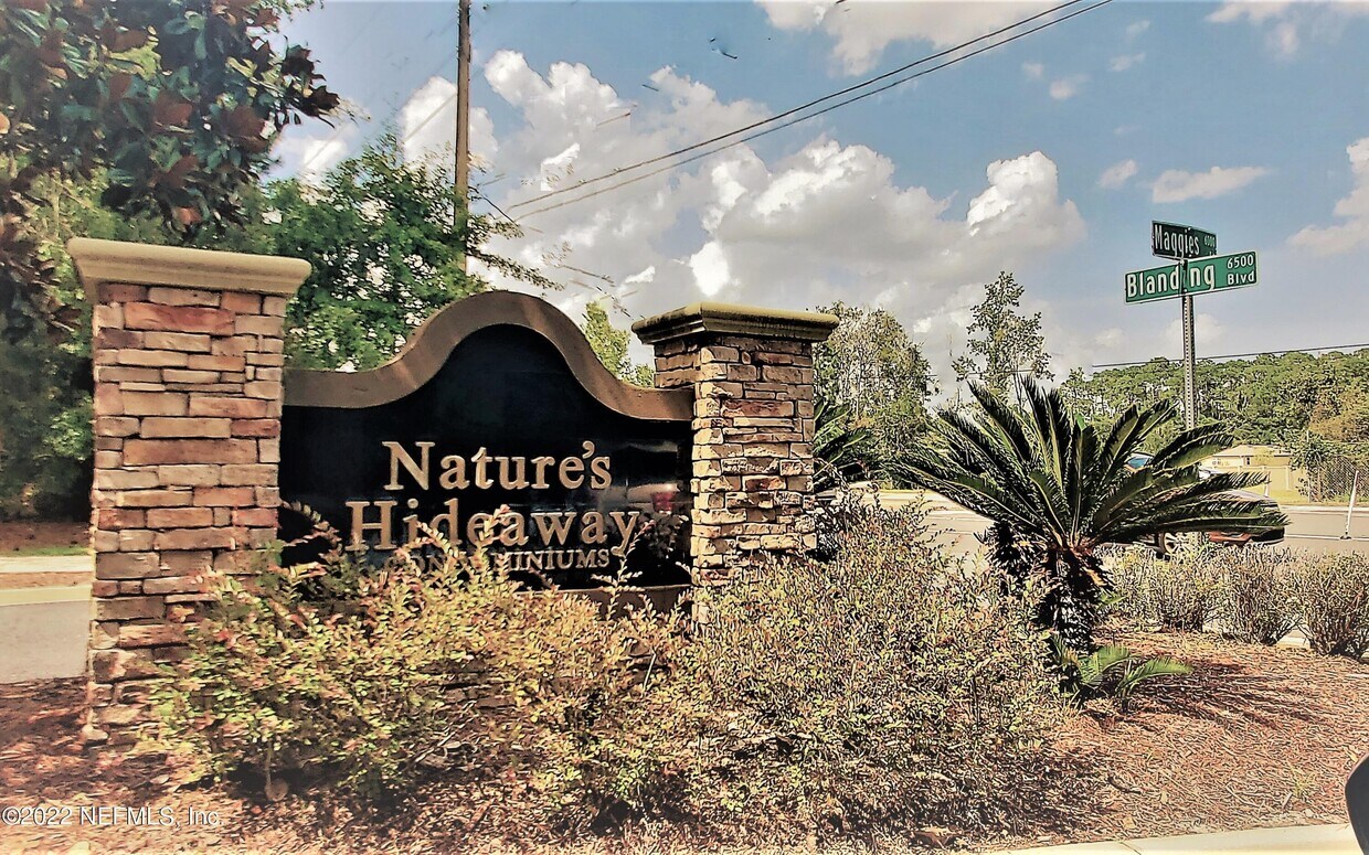 Foto principal - 6094 Maggies Cir