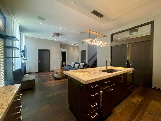 Foto del edificio - 820 Island Ave