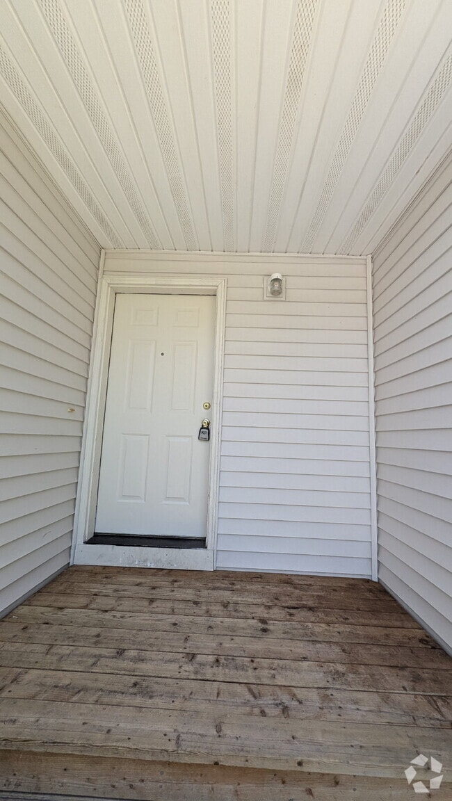 Building Photo - 2110 Baines Blvd