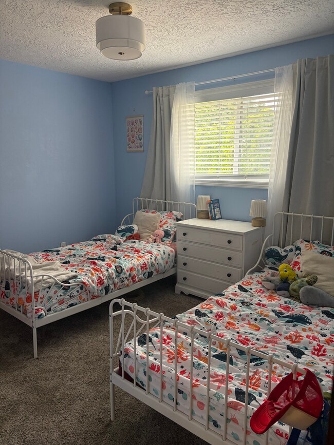 Primary bedroom 1 - 1233 Nehalem Ave