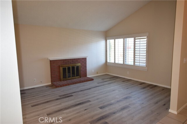 Foto del edificio - 2229 E Vermont Ave