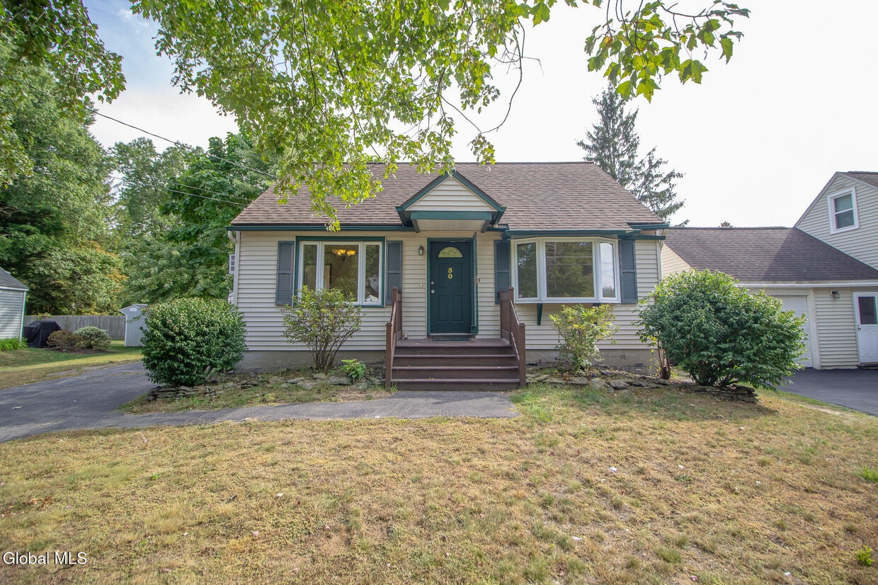 Primary Photo - 50 New Shaker Rd