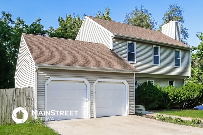 Building Photo - 11847 W 99th Terrace
