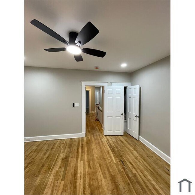 Foto del edificio - 3 Bedroom 3 Bathroom Home